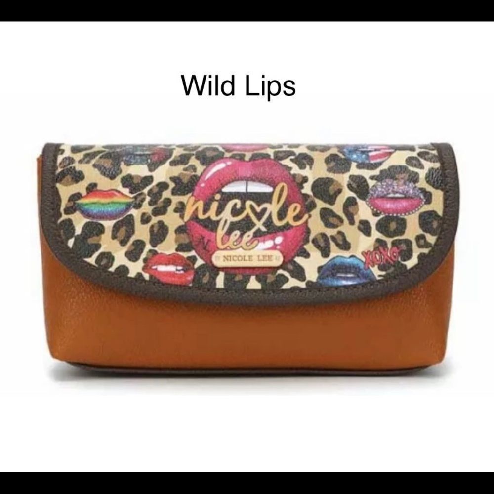 Nicole Lee Cosmetic Brush Pouch - Picture 13 of 14